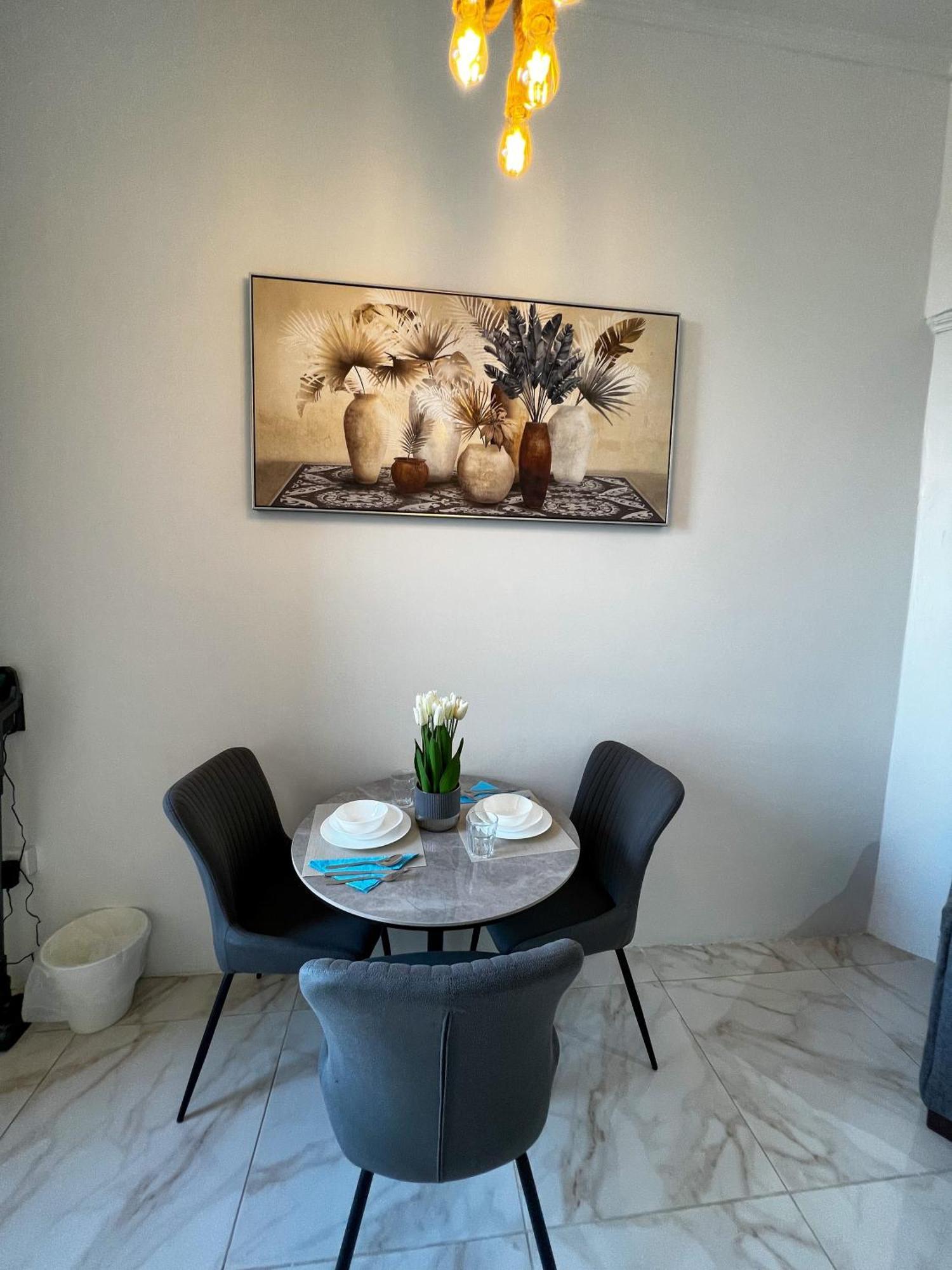 Apartment Red Sea Partial Sea View استديو بحر الأحمر اطلالة جزئية *