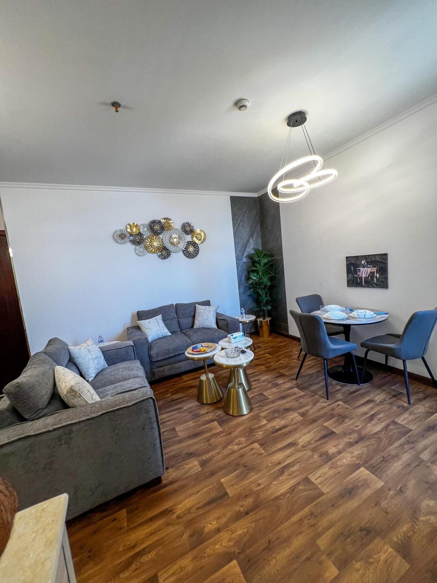 Apartment Red Sea Partial Sea View استديو بحر الأحمر اطلالة جزئية *