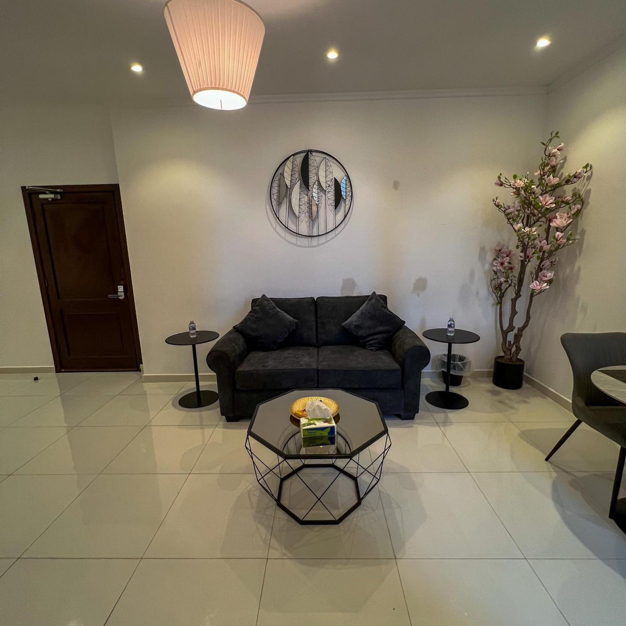 Apartment Red Sea Partial Sea View استديو بحر الأحمر اطلالة جزئية